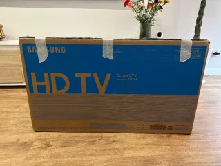 Televisor Samsung LED 32 UE32T4305AEXXC