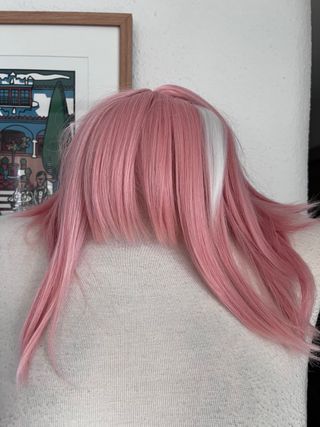 Peluca Larga Rosa 95cm con 3 Lazos