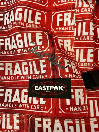 Maleta Cabina Eastpak Andy Warhol Roja