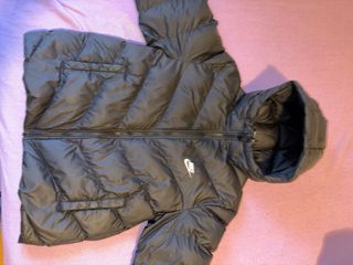 Chaqueta Nike Negra con Capucha