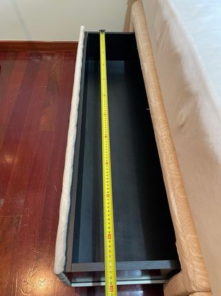 Canapé tapizado y colchón 1,50m x 1,90m