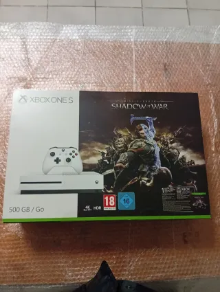 Xbox One S 500GB Shadow of War Bundle