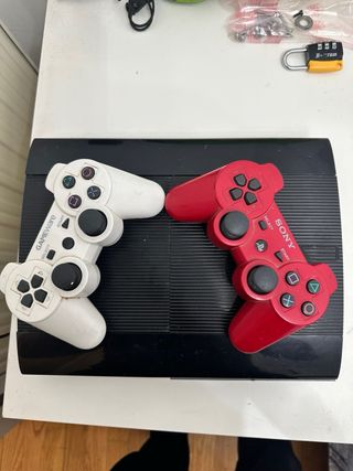 Consola PS3 + 16 Juegos