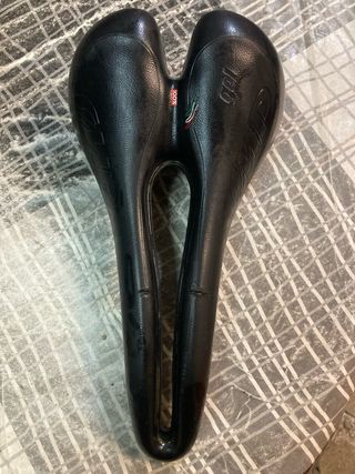 Sillín SMP WELL GEL 145x280 Negro