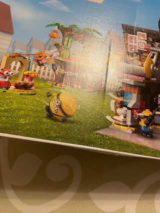 Lego 75583 Despicable Me 4 Minions and Gru’s famil