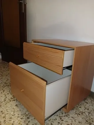 2 Mesitas de Noche Madera