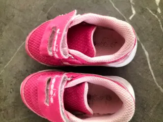 Scarpe Diadora bimba n. 23,5