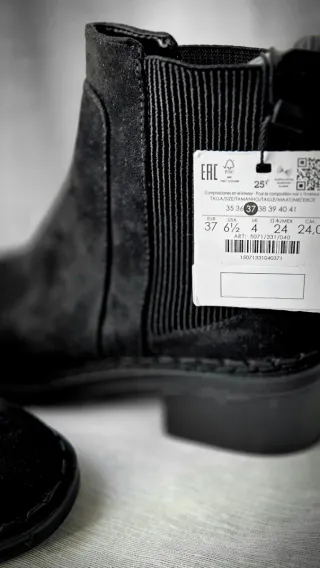 Botines Chelsea Bershka Negro Talla 37