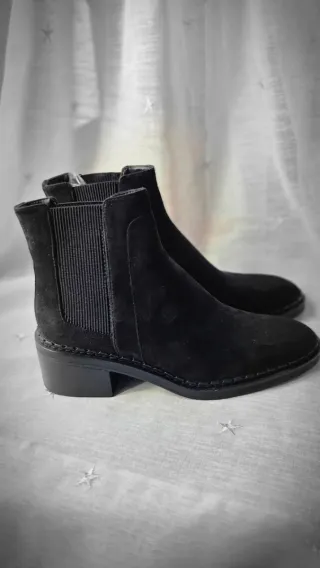 Botines Chelsea Bershka Negro Talla 37