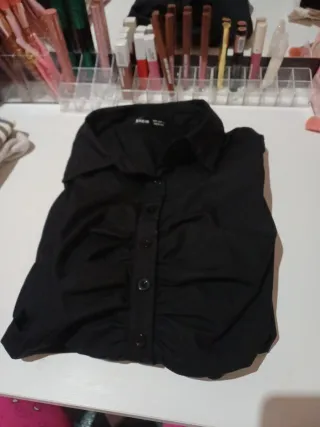 Camisa corta negra botones