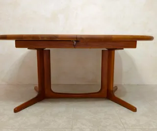 Mesa de comedor de teca Glostrup