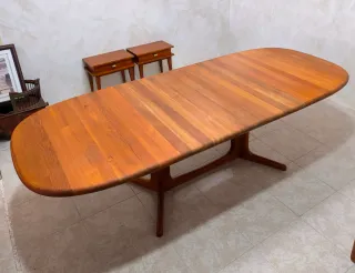 Mesa de comedor de teca Glostrup