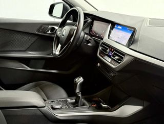 BMW Serie 1 118i 136cv año 2021