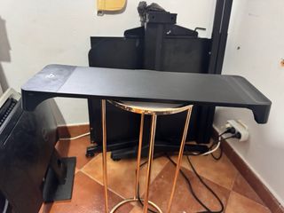 Soporte Elevador Monitor Negro Dorado