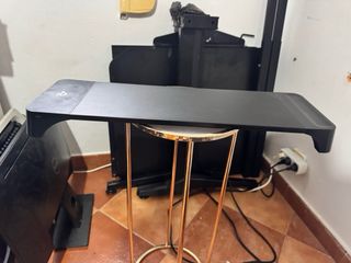 Soporte Elevador Monitor Negro Dorado