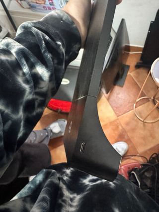 Soporte Elevador Monitor Negro Dorado