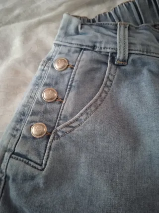 Pantalón vaquero cargo