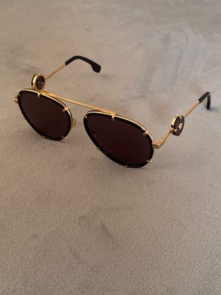 Gafas Versace Doradas y Negras