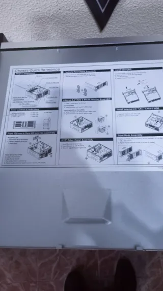 Chasis de ordenador vacío