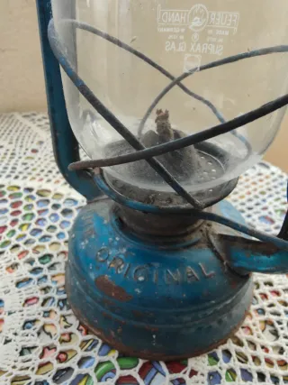 2 Lámparas de Petróleo Antiguas