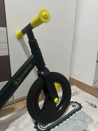 Bicicleta de equilibrio Kinderkraft