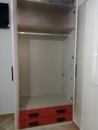 Cama individual con cajones