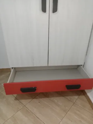 Cama individual con cajones