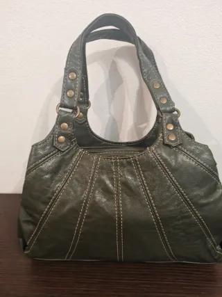 Borsetta verde in pelle