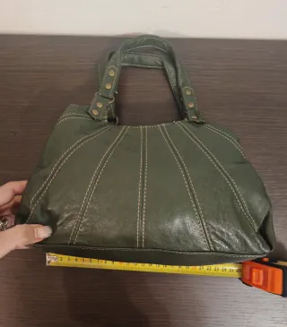 Borsetta verde in pelle