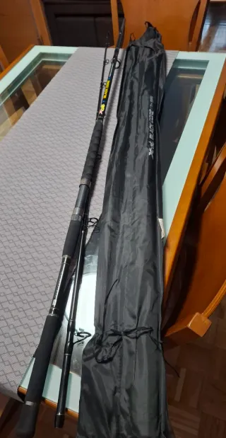 Caña de Siluro XCAT Black Core 2.70m