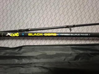 Caña de Siluro XCAT Black Core 2.70m