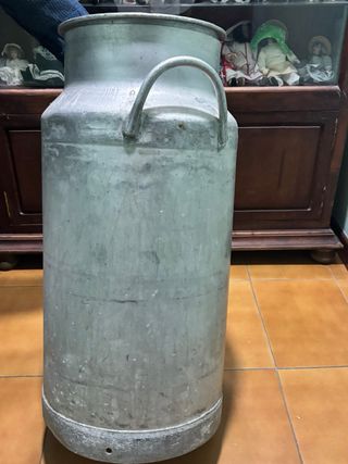 Lechera antigua 40L LEYMA