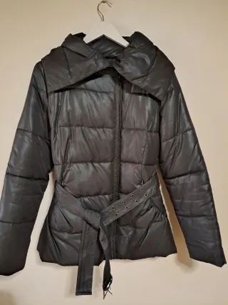 Abrigo acolchado marrón mujer