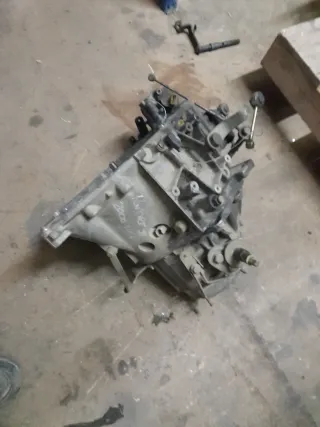 Cambio marchas Peugeot Partner 2.0 HDI 2002