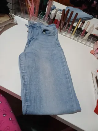 Vaqueros pitillo mujer