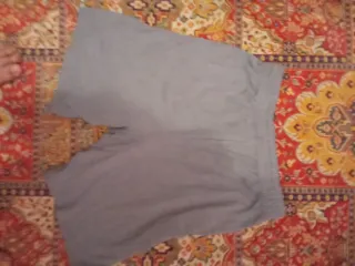 Pantalón corto Nike gris