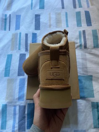 Stivali Ugg Classic Mini