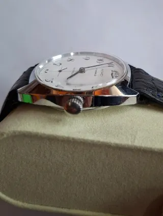 Reloj PERCI de cuerda manual 7 Jewels