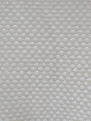 Top COS blanco roto textura