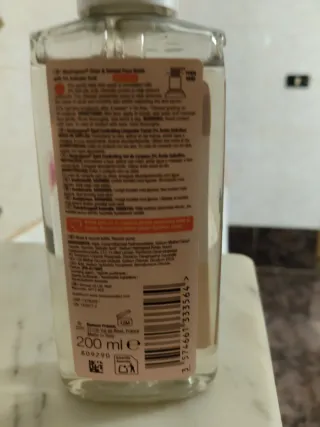 Neutrogena Clear & Defend Gel Viso