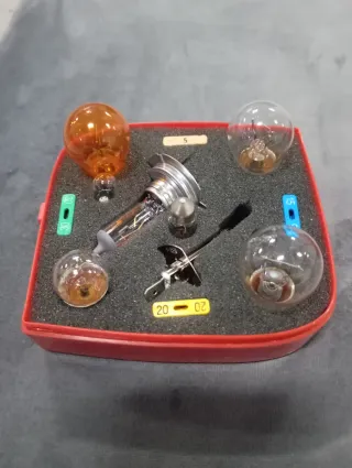 Kit Bombillas Coche y Fusibles