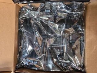 Gigabyte B760M D3HP DDR4 Placa Base