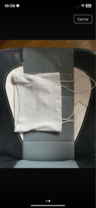 Top Zara gris escotado en V
