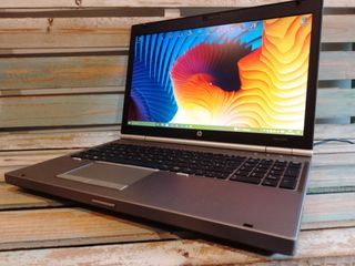 HP ELITEBOOK STATION CORE I7-HDD 500GB-RAM8GB