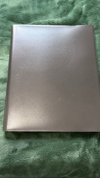 Lote cartas Pokémon 472 cartas+ álbum verdeynegro