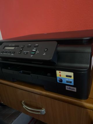 Impresora y Escáner Brother DCP-J132W Negra