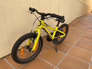 Bicicleta Scott Scale 16 Groga