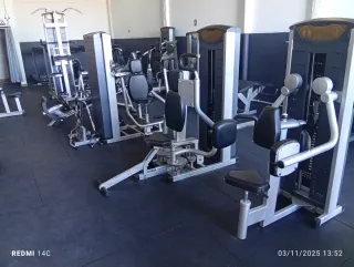 Máquina de Gimnasio Multifuncional