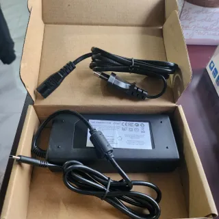 i-Tec Cargador Universal USB 3.0 Tipo-C 2.3A 112W