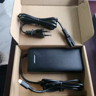 i-Tec Cargador Universal USB 3.0 Tipo-C 2.3A 112W